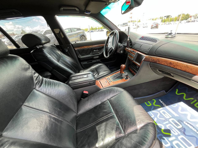 Фото BMW 7 Серия 12