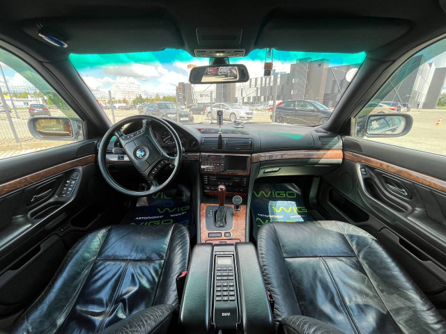 Фото BMW 7 Серия 13