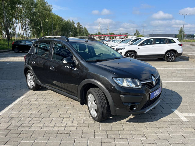 Фото renault Sandero Stepway 3