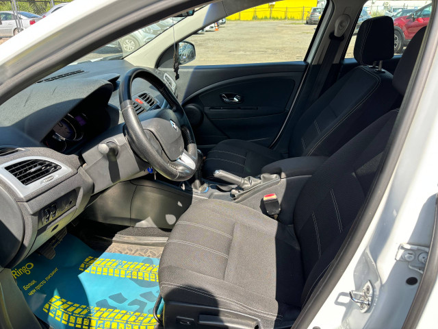 Фото renault megane 9