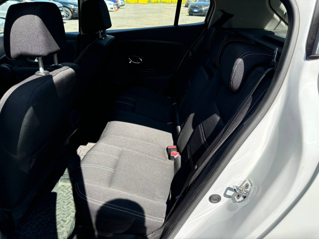 Фото renault megane 16