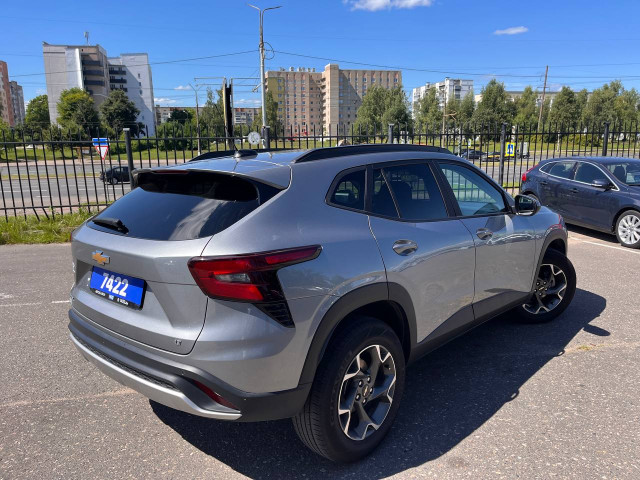 Фото chevrolet Trax 6