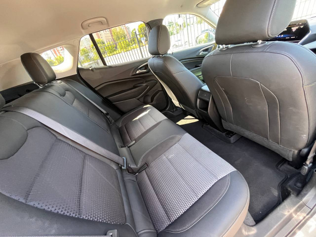 Фото chevrolet Trax 13