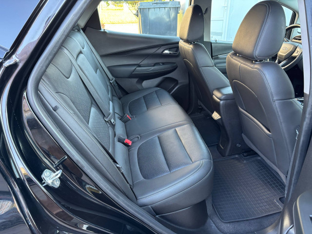 Фото chevrolet bolt 18