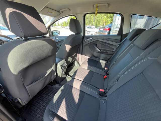 Фото ford c-max 10