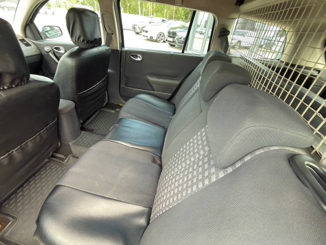 Фото renault megane 10