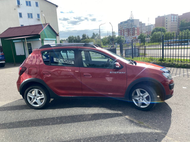 Фото renault Sandero Stepway 2