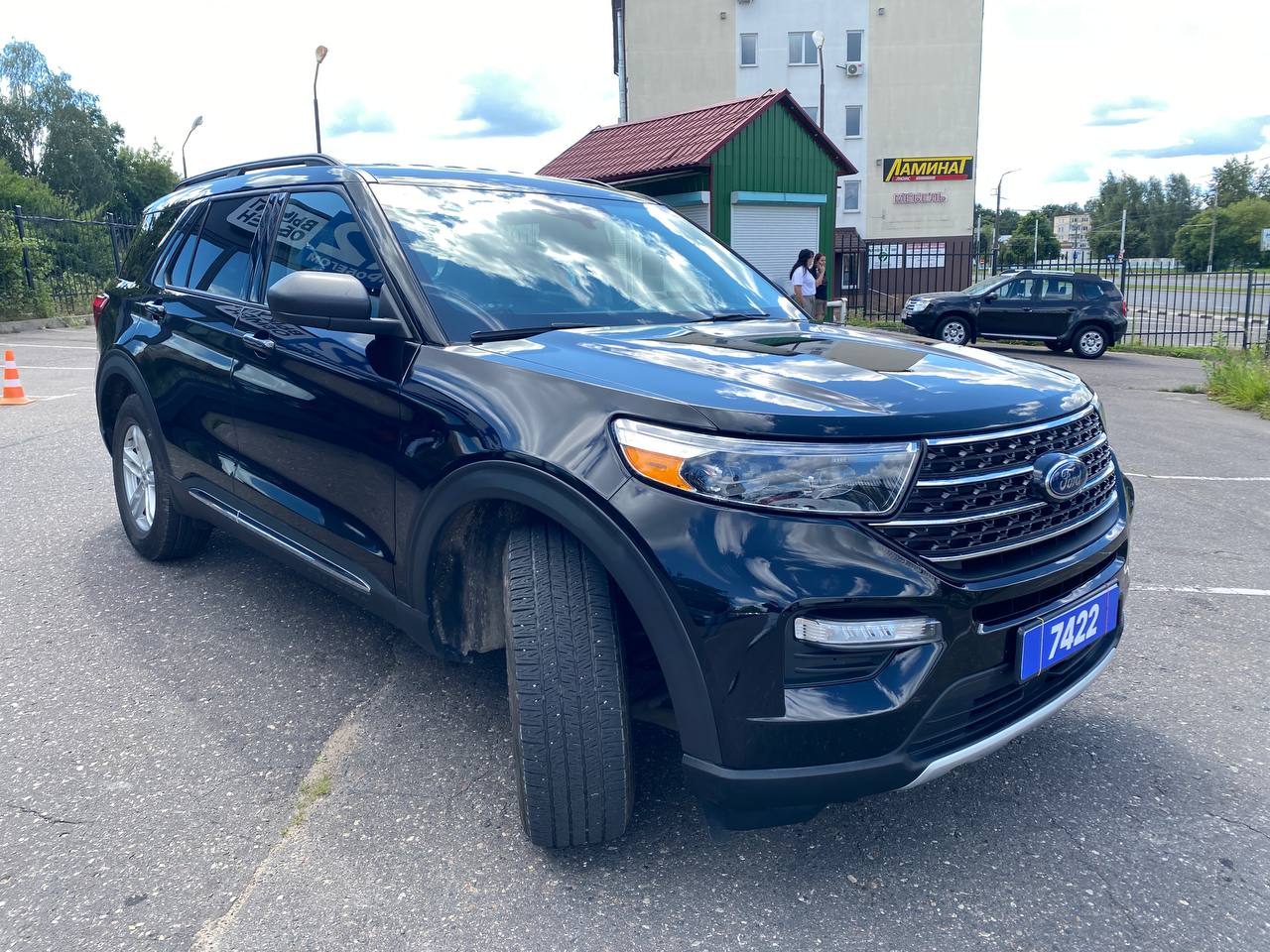 Авто с пробегом ford explorer 2022 — фото 3