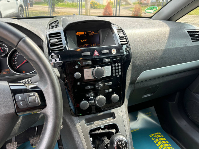 Фото opel zafira 12