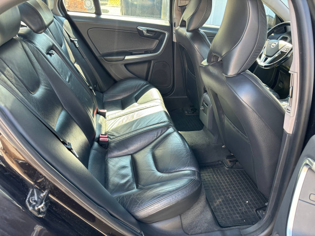 Фото volvo s60 18