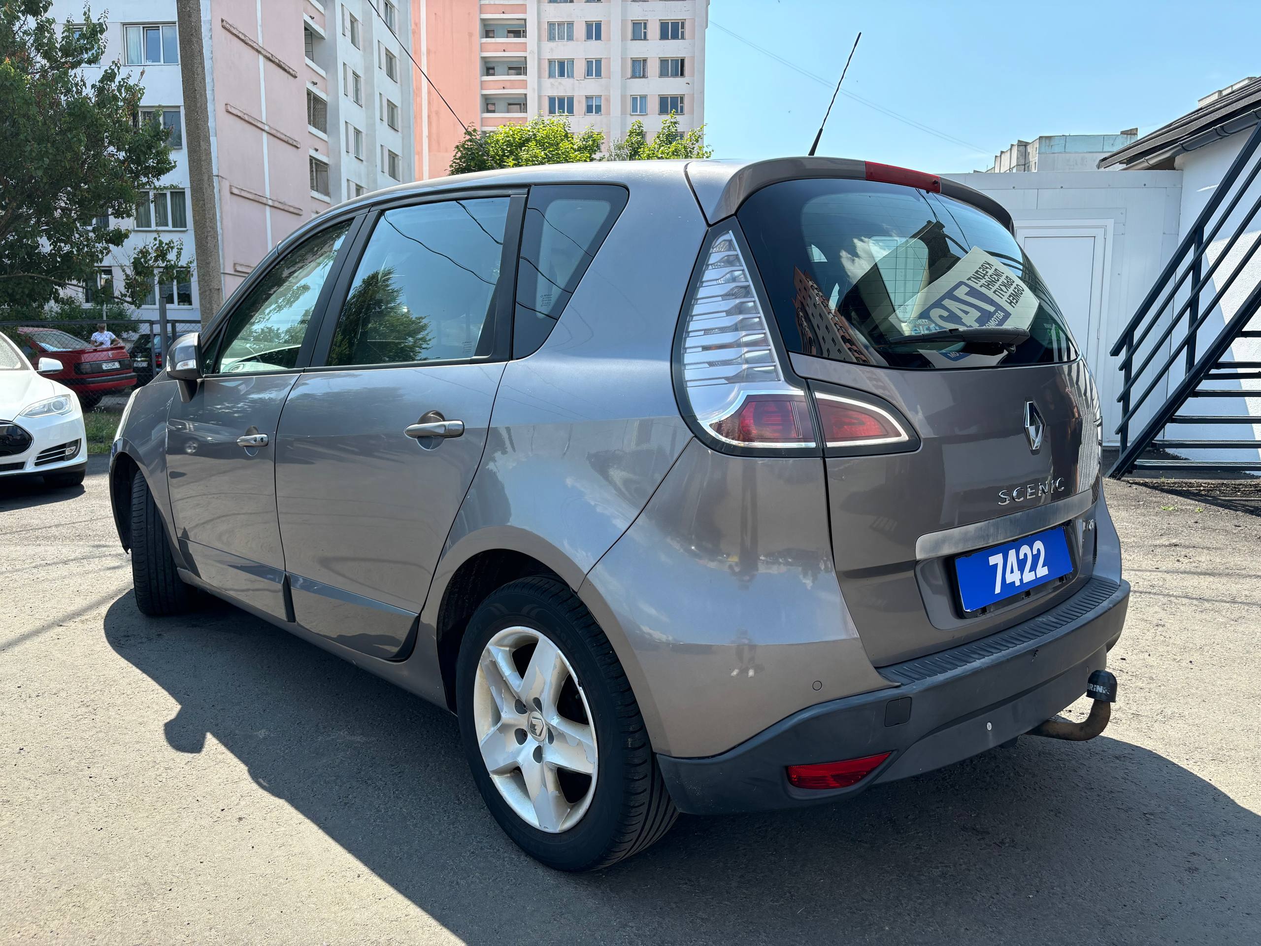 Авто с пробегом renault scenic 2014 — фото 7