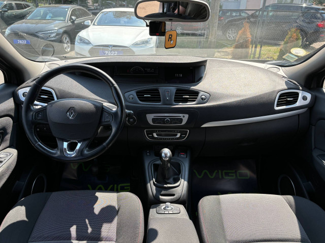 Фото renault scenic 16