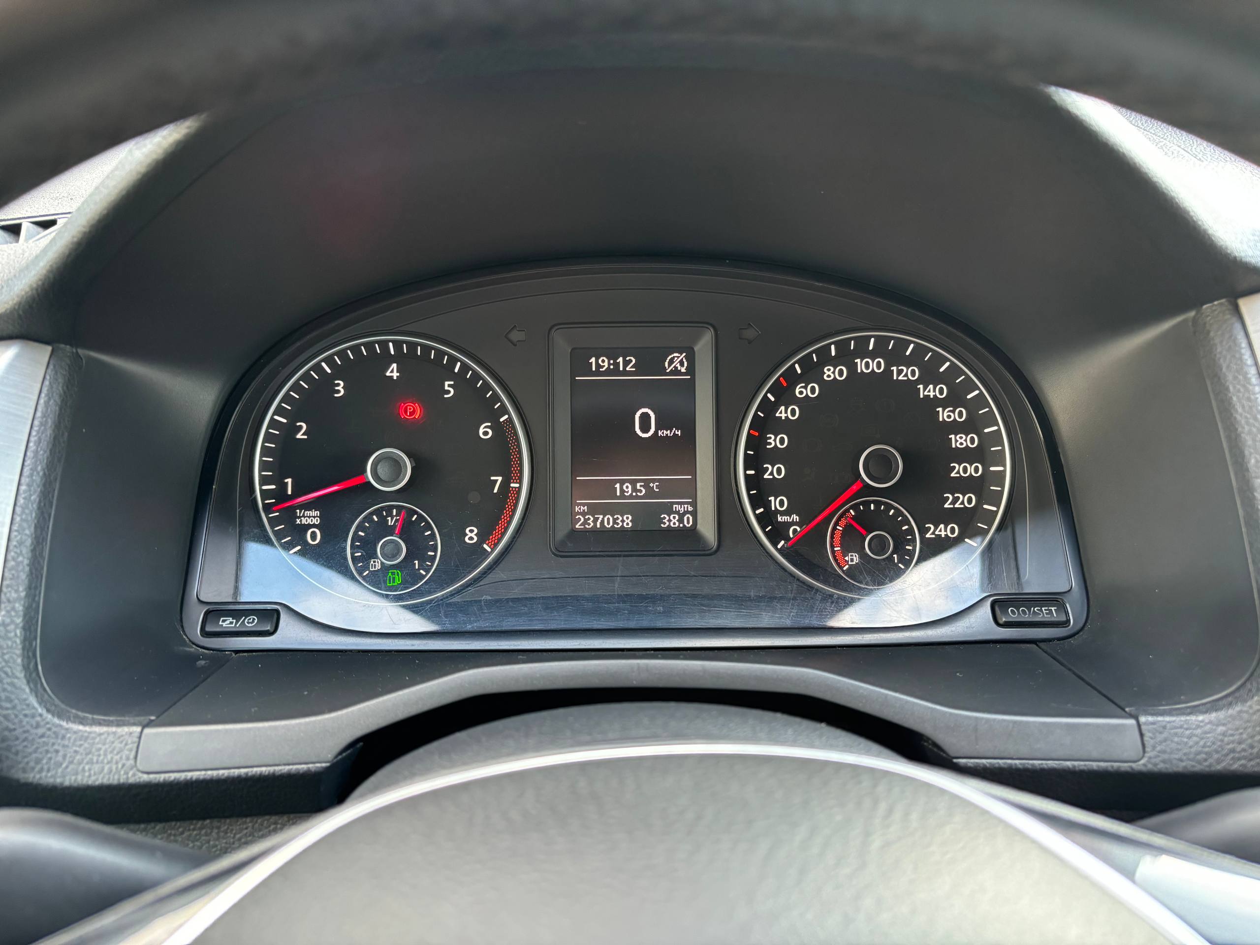 Авто с пробегом volkswagen caddy 2016 — фото 11