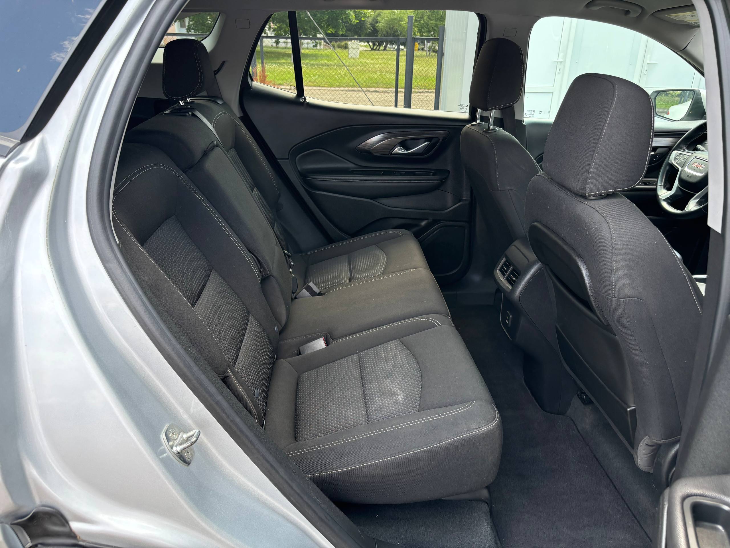 Авто с пробегом gmc terrain 2022 — фото 18