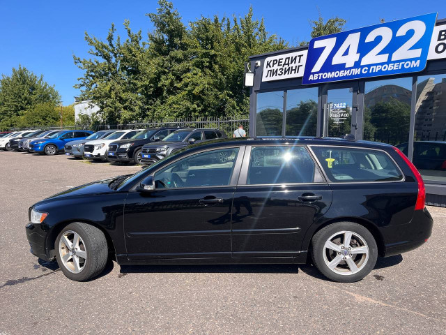 Фото volvo v50 8