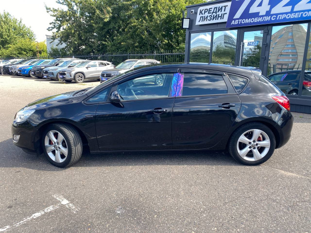 Фото opel astra 8