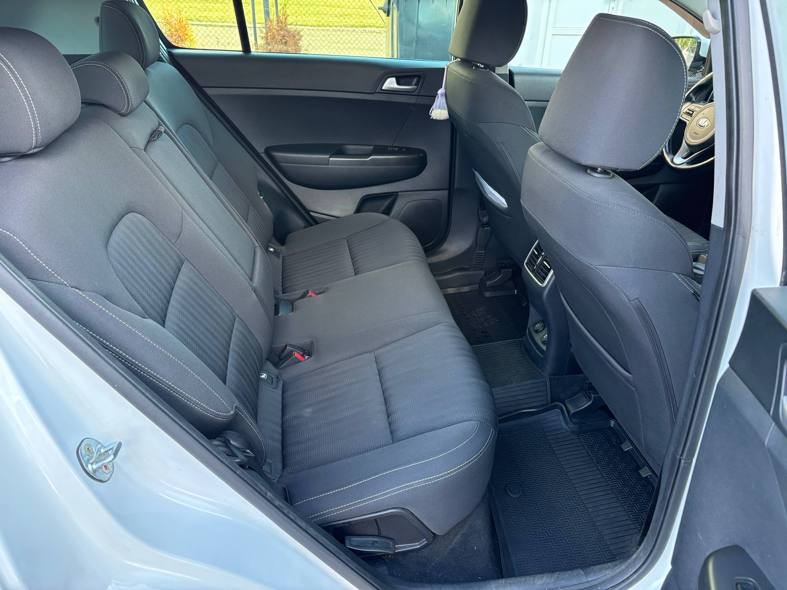 Авто с пробегом kia sportage 2017 — фото 18