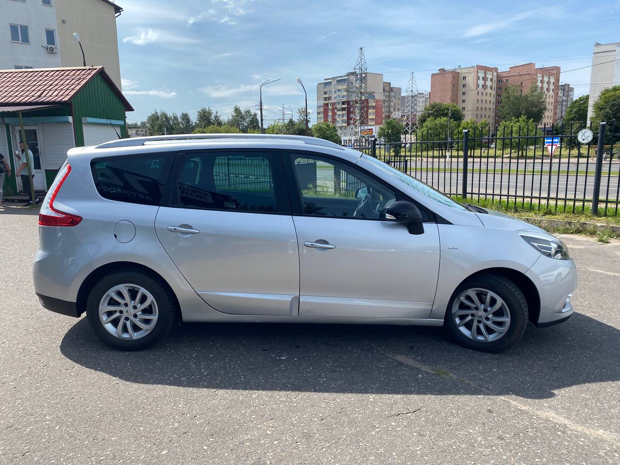 Авто с пробегом renault Grand Scenic 2015 — фото 5