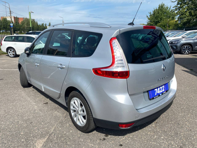 Фото renault Grand Scenic 7