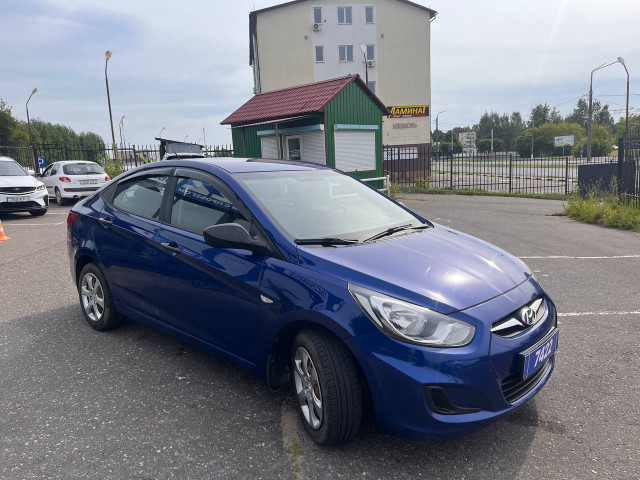 Фото hyundai solaris 4