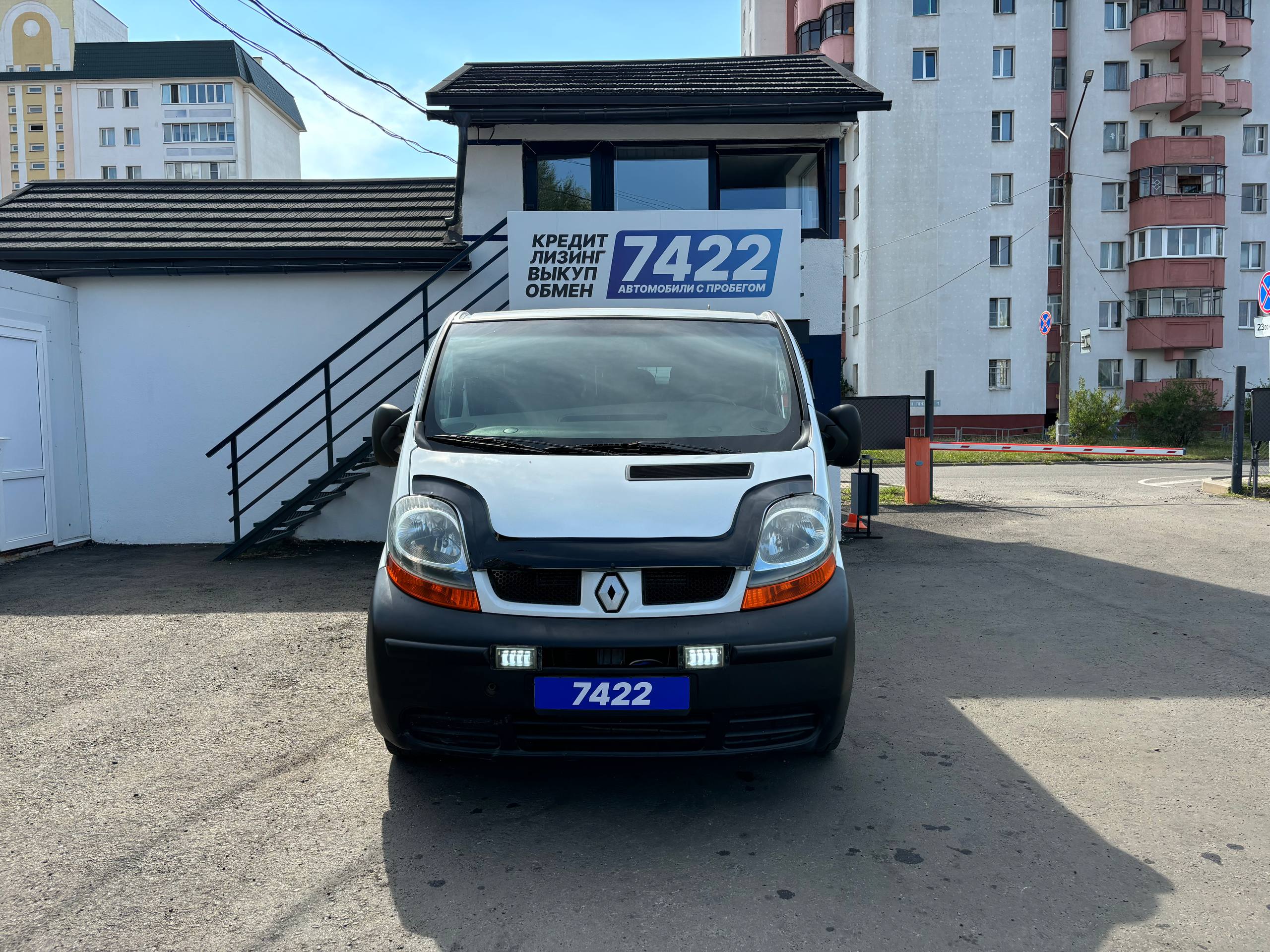 Авто с пробегом renault trafic 2003 — фото 2