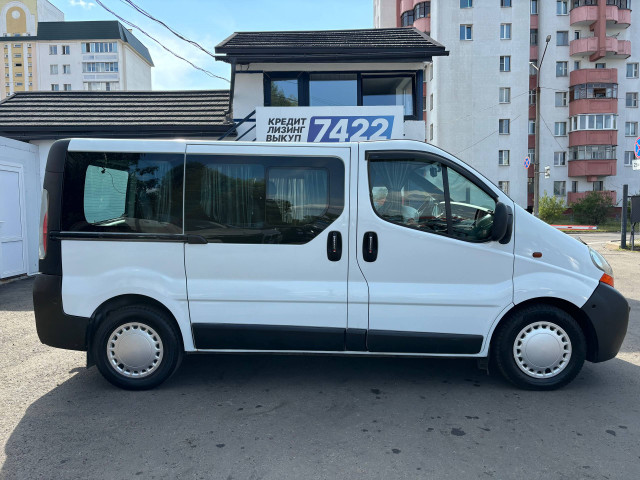 Фото renault trafic 4