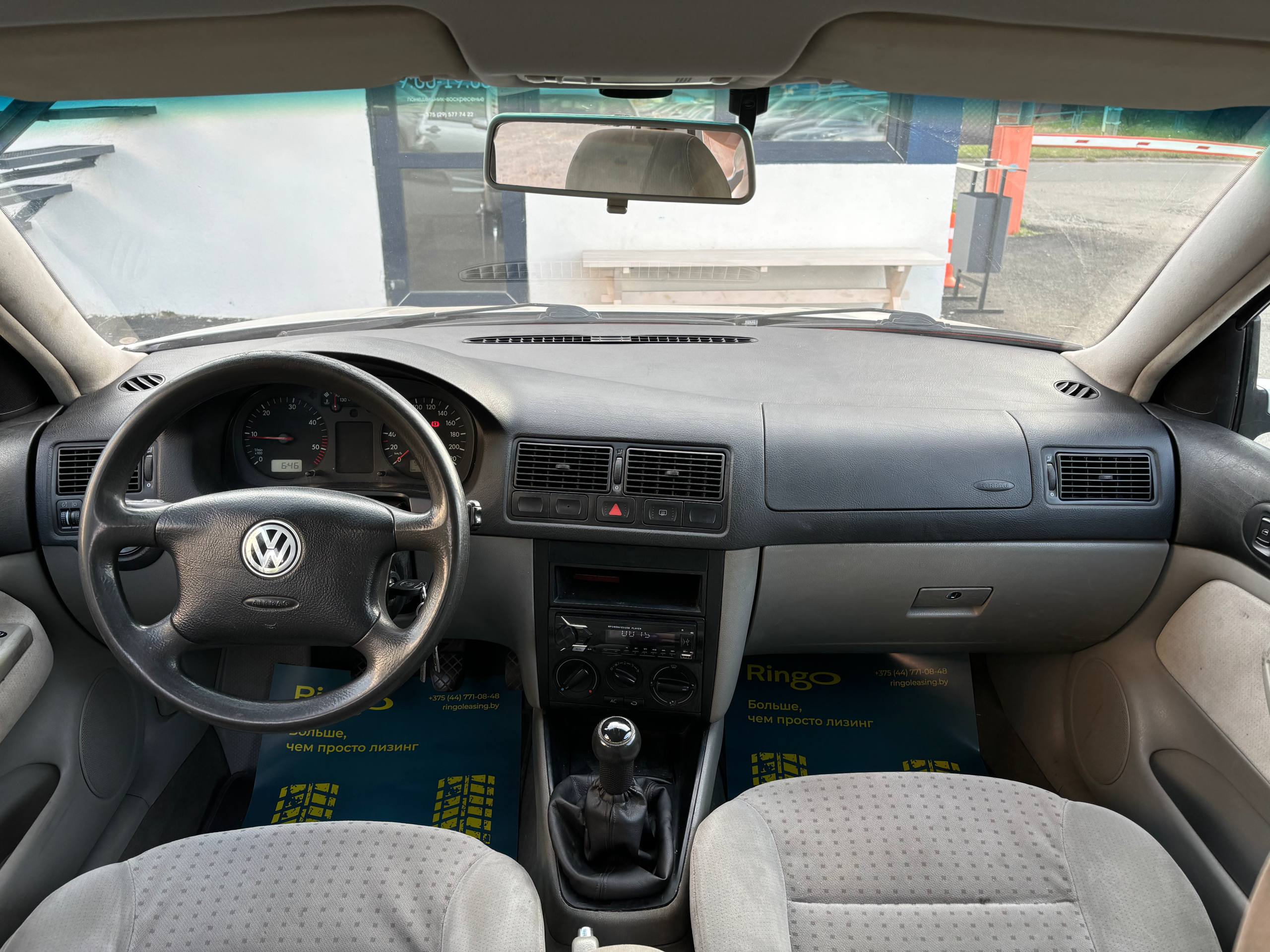 Авто с пробегом volkswagen golf 2000 — фото 17