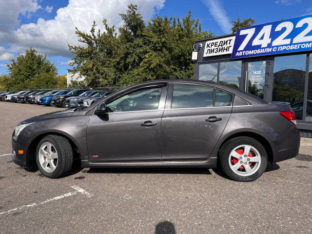 Фото chevrolet cruze 8