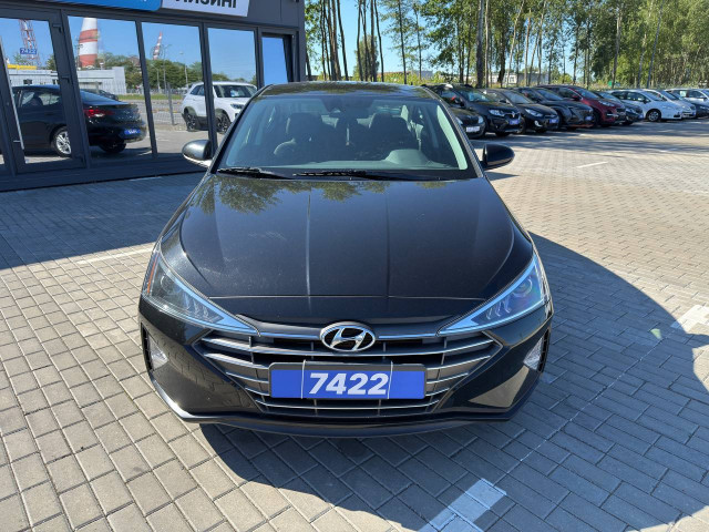 Фото hyundai elantra 4