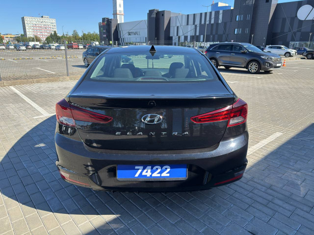 Фото hyundai elantra 7