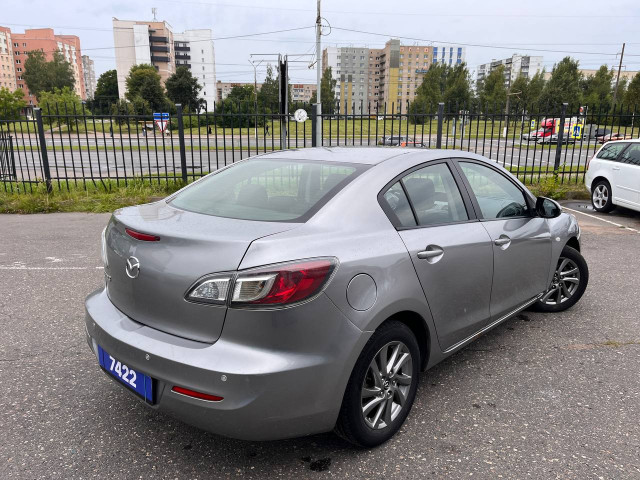 Фото mazda 3 6