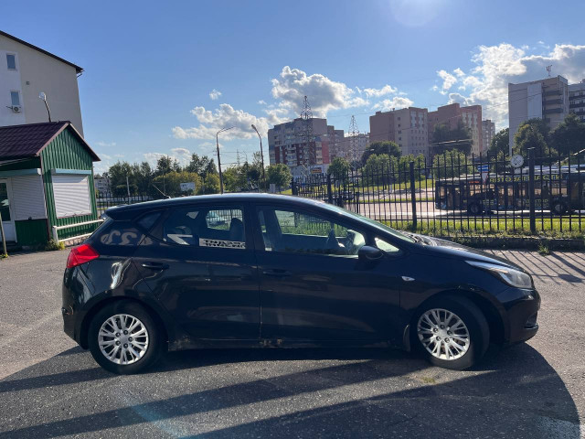 Фото kia cee'd 5
