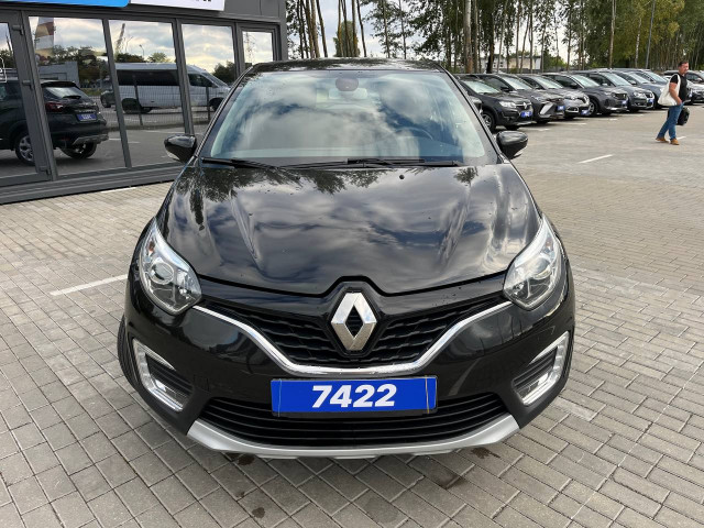 Фото renault kaptur 2