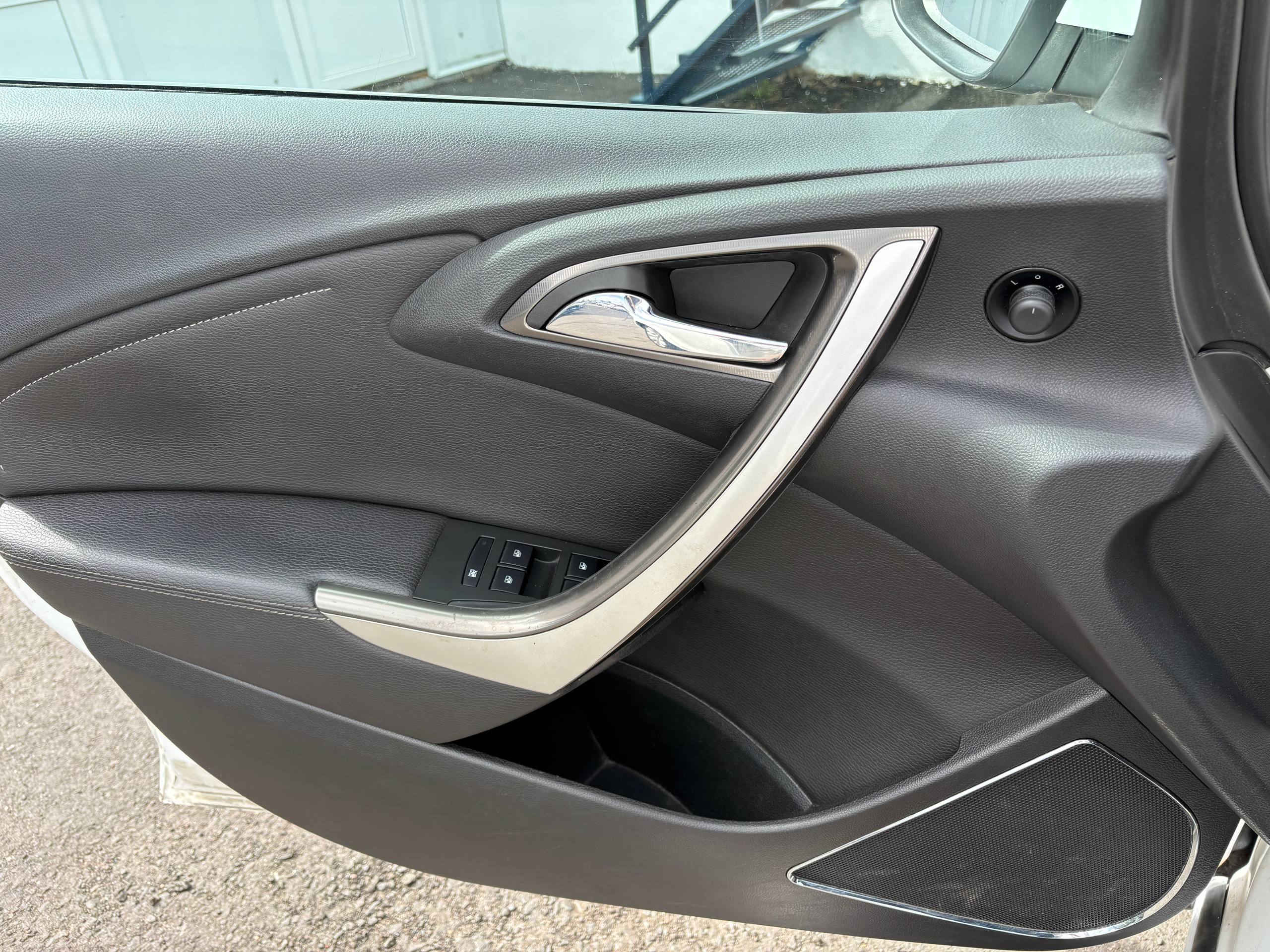 Авто с пробегом opel astra 2011 — фото 15