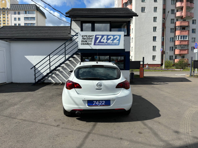 Фото opel astra 6
