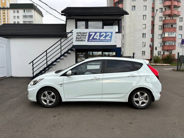 Фото hyundai accent 8