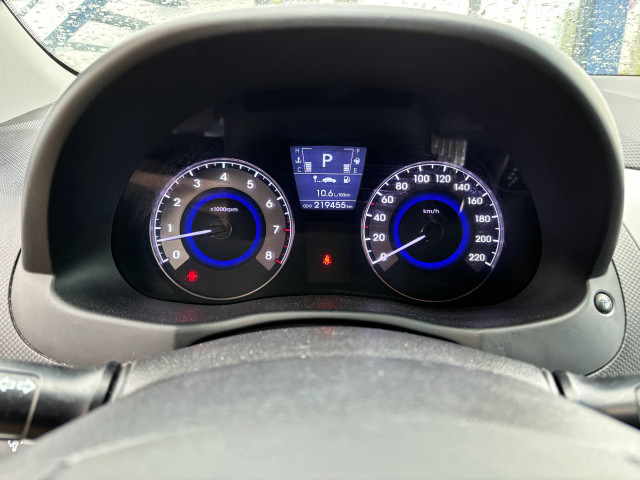 Фото hyundai accent 10