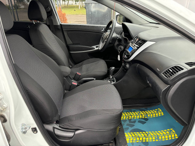 Фото hyundai accent 17
