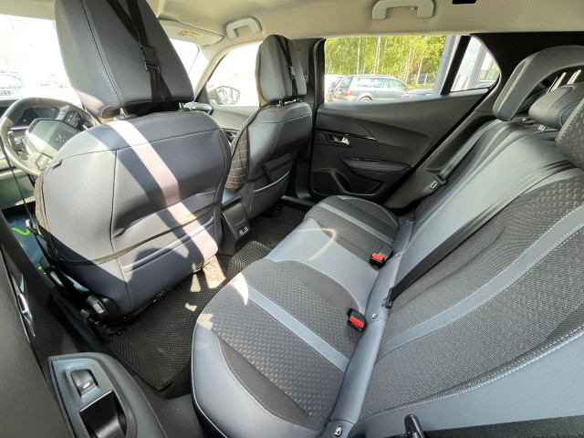Фото peugeot 2008 10