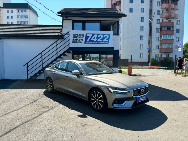 Фото volvo s60 3