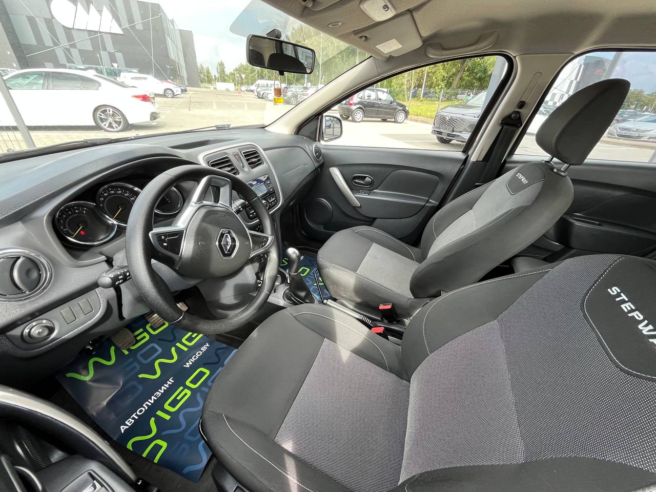 Авто с пробегом renault Sandero Stepway 2019 — фото 9