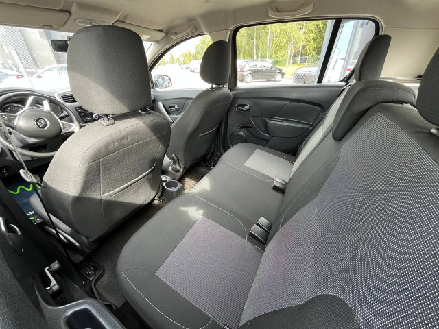 Фото renault Sandero Stepway 10