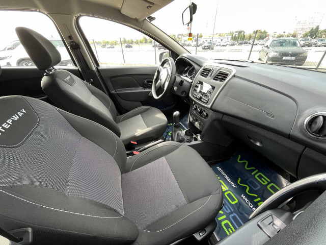 Фото renault Sandero Stepway 12