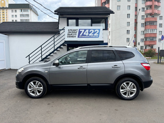 Фото nissan qashqai 2 8