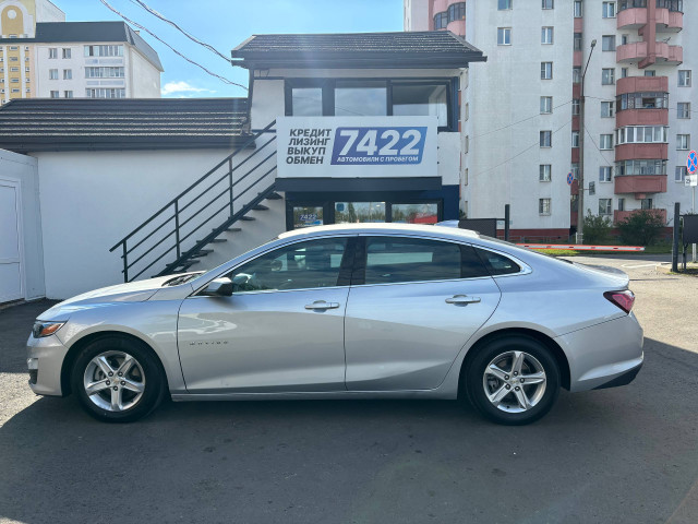 Фото chevrolet malibu 8