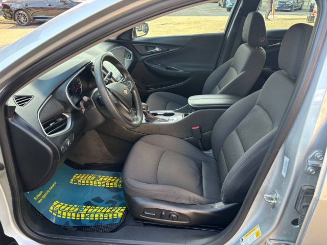 Фото chevrolet malibu 9