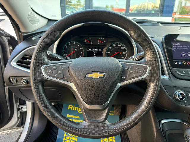 Фото chevrolet malibu 10