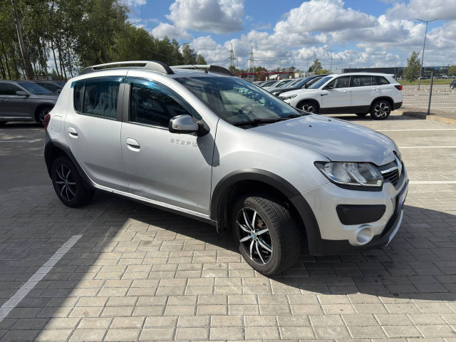 Фото renault Sandero Stepway 5