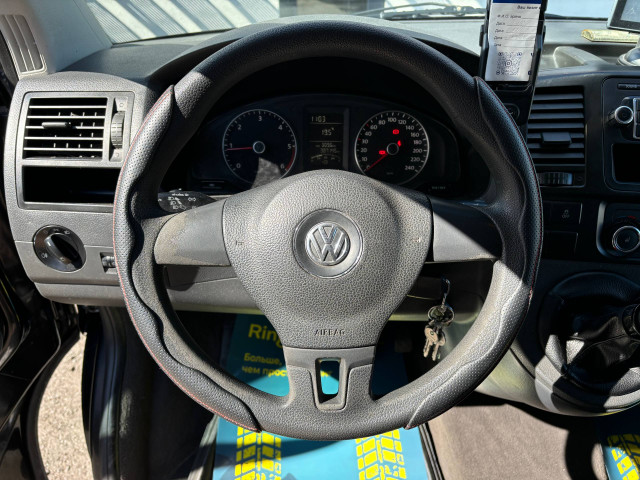 Фото volkswagen multivan 10