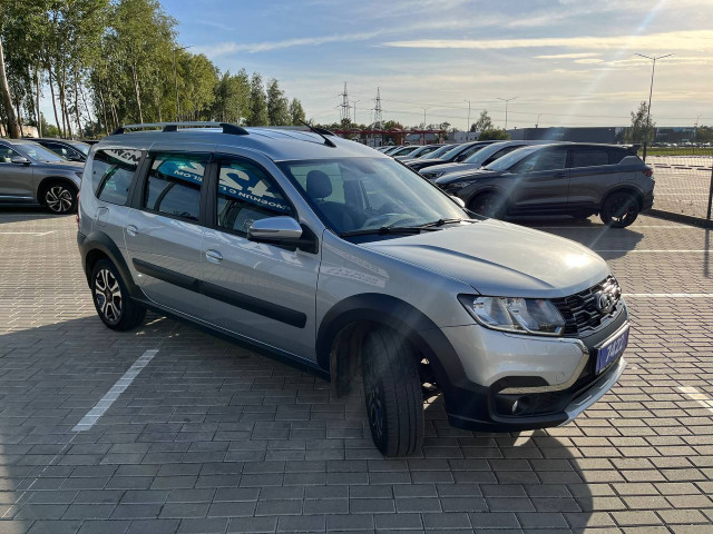 Фото lada (ВАЗ) largus 3